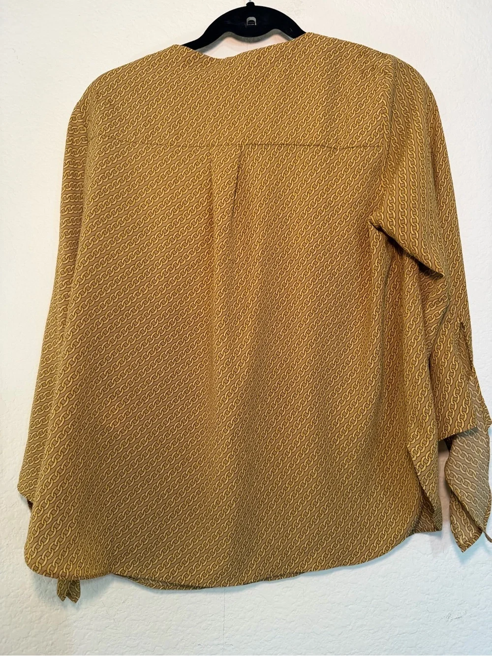 Michael Kors Mustard Printed V-Neck Tie-Sleeve Blouse M